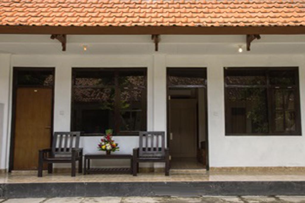 Karana Residence Kuta  Exterior photo